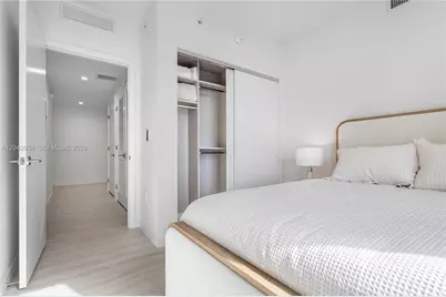 77 SE 5th St #3001, Miami, FL 33131 - Photo 29