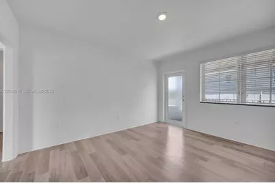 570 NE 68th St #1, Miami, FL 33138 - Photo 5