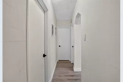2446 McKinley St, Hollywood, FL 33020 - Photo 17