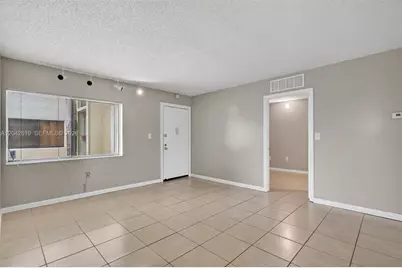8065 SW 107th Ave #106, Miami, FL 33173 - Photo 9