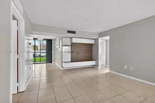 8065 SW 107th Ave, Miami, FL 33173 - Photo 11