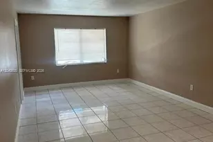 251 NE 187th St, Miami, FL 33179 - Photo 3