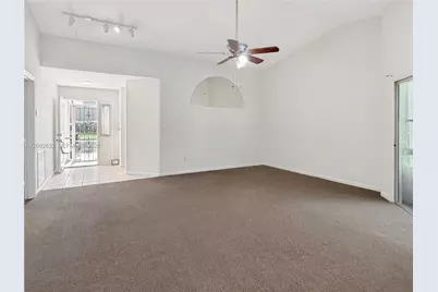 707 SE 22nd Dr, Homestead, FL 33033 - Photo 5
