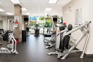 19390 Collins Ave, Sunny Isles Beach, FL 33160 - Photo 15