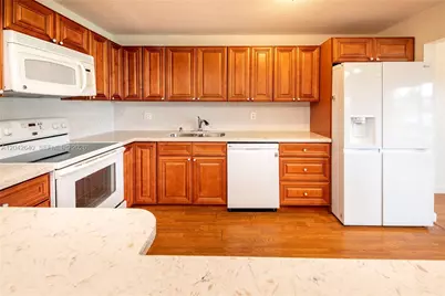 8555 NW 10th St #B106, Plantation, FL 33322 - Photo 5