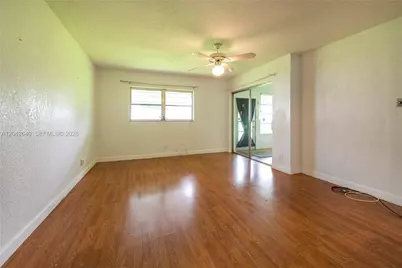 8555 NW 10th St #B106, Plantation, FL 33322 - Photo 15