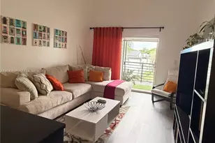 9731 Fontainebleau Blvd, Miami, FL 33172 - Photo 3