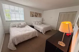 9731 Fontainebleau Blvd, Miami, FL 33172 - Photo 7