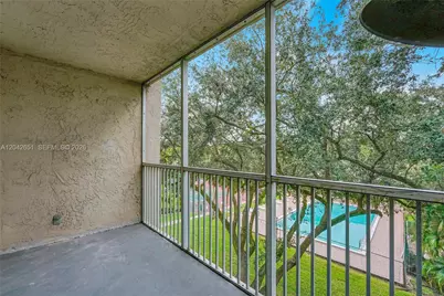 1200 NW 87th Ave #410, Coral Springs, FL 33071 - Photo 27