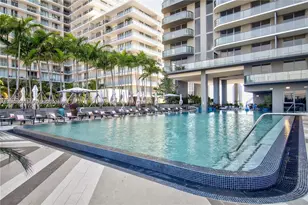 121 NE 34th St, Miami, FL 33137 - Photo 9