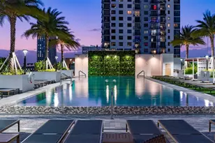 650 NE 2nd Ave, Miami, FL 33132 - Photo 9