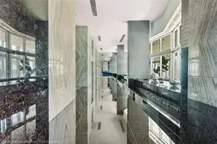 325 S Biscayne Blvd, Miami, FL 33131 - Photo 63