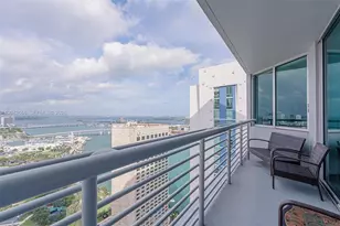 325 S Biscayne Blvd, Miami, FL 33131 - Photo 3
