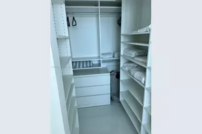 951 Brickell Ave #2704, Miami, FL 33131 - Photo 19