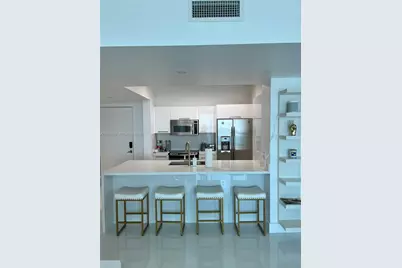 951 Brickell Ave #2704, Miami, FL 33131 - Photo 3