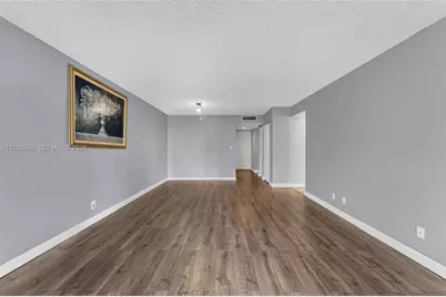 6190 Woodlands Blvd #316, Tamarac, FL 33319 - Photo 5