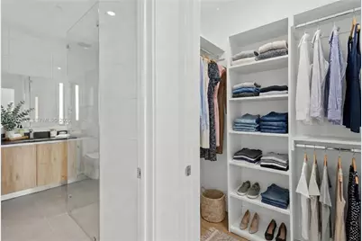 650 NE 2nd Ave #3504, Miami, FL 33132 - Photo 7