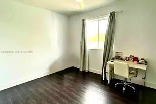 2732 SW 26th St, Miami, FL 33133 - Photo 27