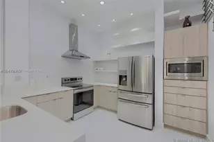 2732 SW 26th St, Miami, FL 33133 - Photo 9