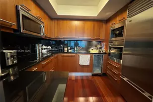 1331 Brickell Bay Dr, Miami, FL 33131 - Photo 5