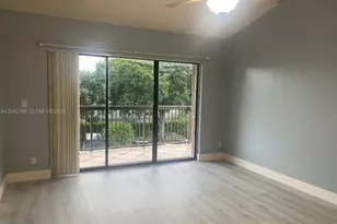 5641 Riverside Dr, Coral Springs, FL 33067 - Photo 5
