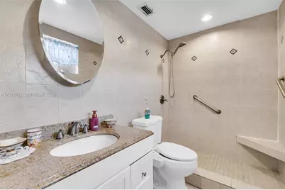 3260 SW 2nd St, Miami, FL 33135 - Photo 31