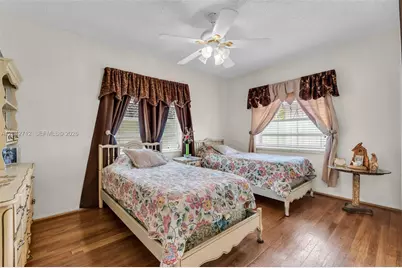 3260 SW 2nd St, Miami, FL 33135 - Photo 35