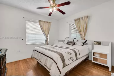 3260 SW 2nd St, Miami, FL 33135 - Photo 39