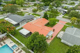 10315 SW 200th St, Cutler Bay, FL 33157 - Photo 35