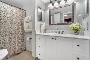 9018 NW 120th St, Hialeah Gardens, FL 33018 - Photo 5