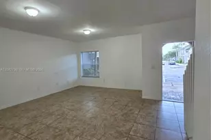 4906 SW 141st Ave, Miramar, FL 33027 - Photo 9