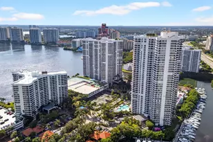 3500 Mystic Pointe Dr, Aventura, FL 33180 - Photo 41