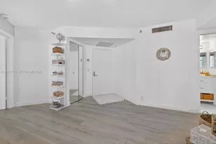 3500 Mystic Pointe Dr, Aventura, FL 33180 - Photo 3