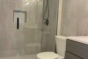 2151 NW 77th Way, Pembroke Pines, FL 33024 - Photo 5