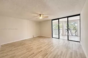 20200 W Country Club Dr, Aventura, FL 33180 - Photo 3