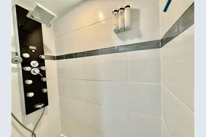 200 172nd St #114, Sunny Isles Beach, FL 33160 - Photo 35