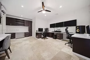 710 NE 3rd Ave, Fort Lauderdale, FL 33304 - Photo 77