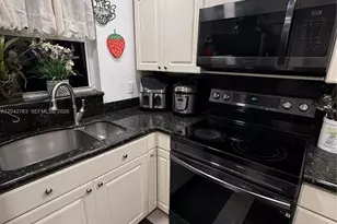 4100 Crystal Lake Dr, Deerfield Beach, FL 33064 - Photo 3