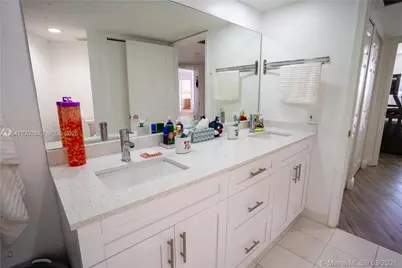 [Address not provided], Aventura, FL 33180 - Photo 19