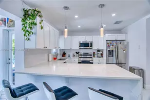 132 Almar Dr, Wilton Manors, FL 33334 - Photo 23