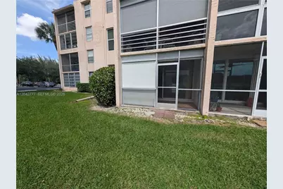 9495 Evergreen Pl #102, Davie, FL 33324 - Photo 15