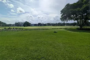9495 Evergreen Pl, Davie, FL 33324 - Photo 13