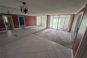 9495 Evergreen Pl, Davie, FL 33324 - Photo 23