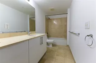 3330 NE 190th St, Aventura, FL 33180 - Photo 11