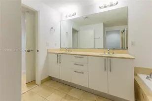 3330 NE 190th St, Aventura, FL 33180 - Photo 31