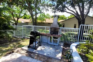 3064 S Oakland Forest Dr, Oakland Park, FL 33309 - Photo 27