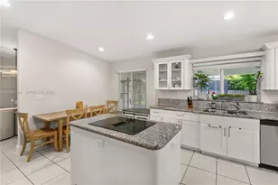 9840 NW 28th Terrace, Doral, FL 33172 - Photo 15