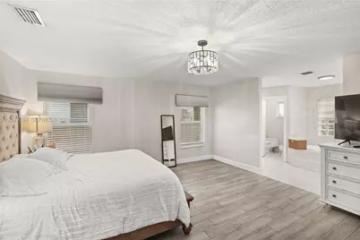 9840 NW 28th Ter, Doral, FL 33172 - Photo 31