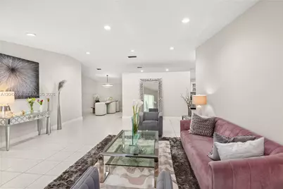 9840 NW 28th Ter, Doral, FL 33172 - Photo 11