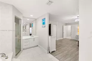 9840 NW 28th Terrace, Doral, FL 33172 - Photo 35